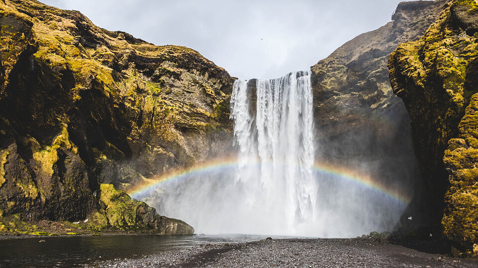 /images/r/iceland-sk-gafoss-waterfall/c960x540/iceland-sk-gafoss-waterfall.jpg